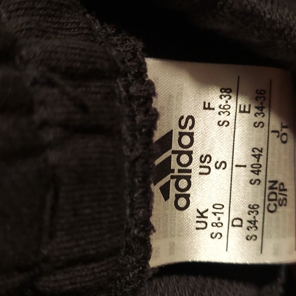 Adidas Sweatpants with camoflage stripes - Picture 4 of 10
